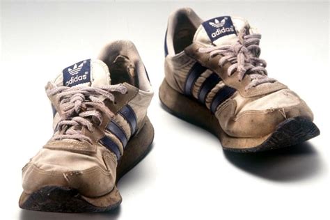 adidas schuhe defekt zurückschicken